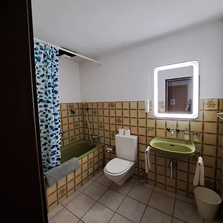 Good Bed Проживание в семье